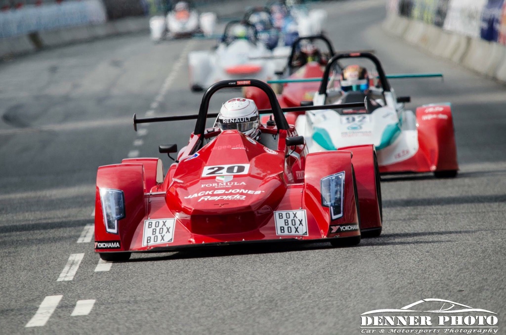 Marcus Mose er her i spidsen af feltet ved en demonstration af Aquila Synergy til Classic Race Aarhus 2016 - hvor langt kan han komme frem i feltet i 2017-serien?
(Foto: Denner Photo)